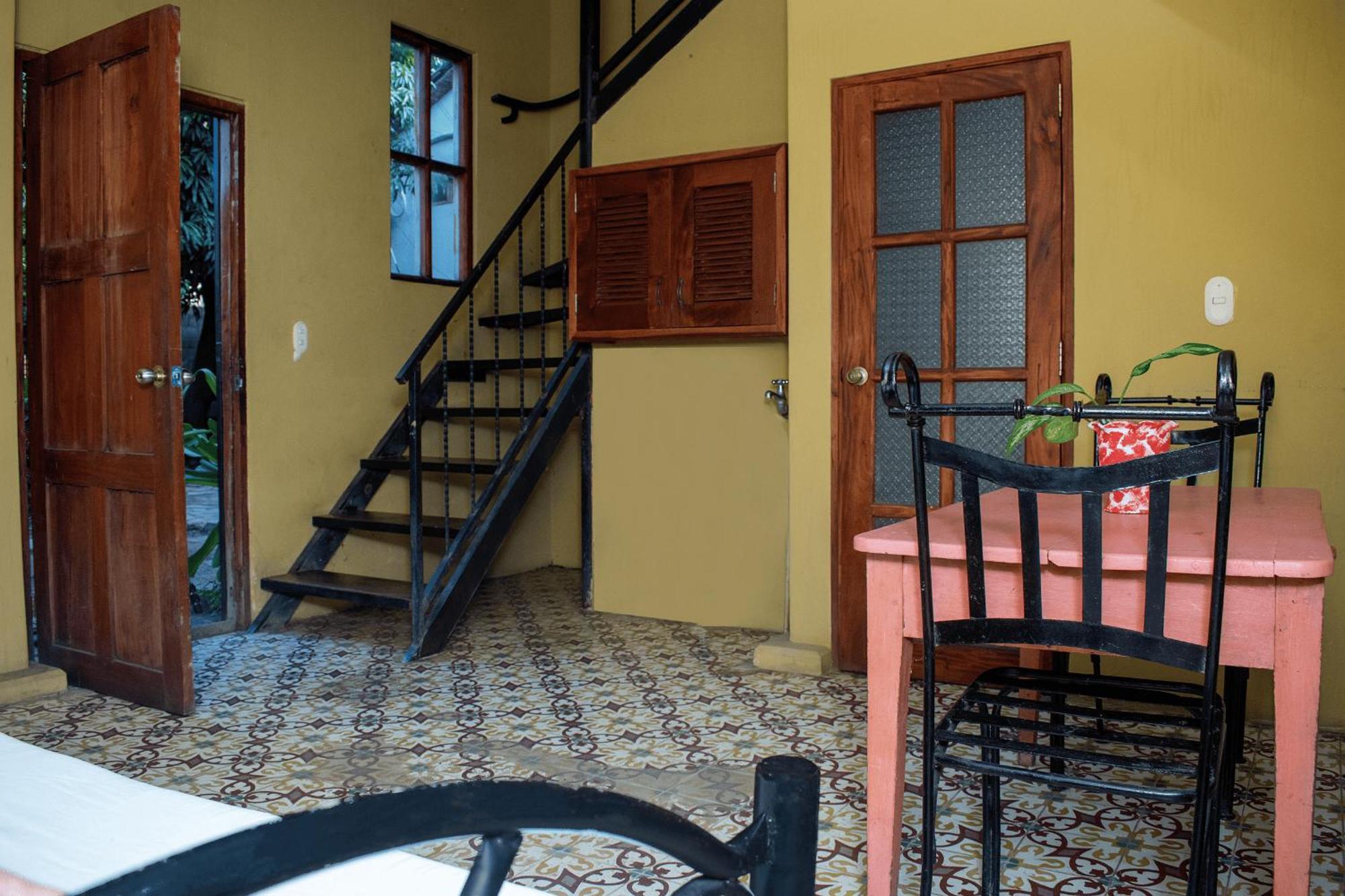 Colonial Charm With Private Pool Steps From Plaza * Granada